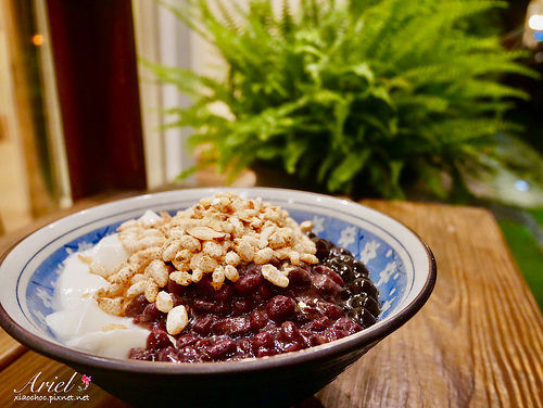 【台南美食】艾摩多手工杏仁豆腐 ◆ 純手工用心製作 ◆ 喝的到杏仁的香醇