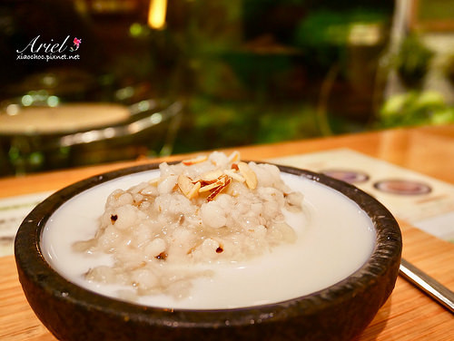 【台南美食】艾摩多手工杏仁豆腐 ◆ 純手工用心製作 ◆ 喝的到杏仁的香醇