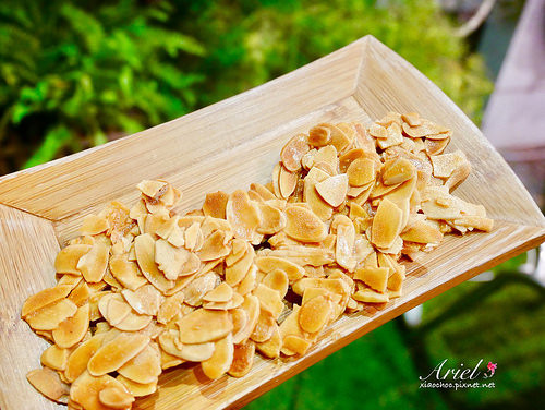 【台南美食】艾摩多手工杏仁豆腐 ◆ 純手工用心製作 ◆ 喝的到杏仁的香醇