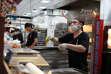 【挑剔味蕾】宜蘭。蘭陽糧食局x窯烤山寨村─超大赤魁巨人我來插旗了!!