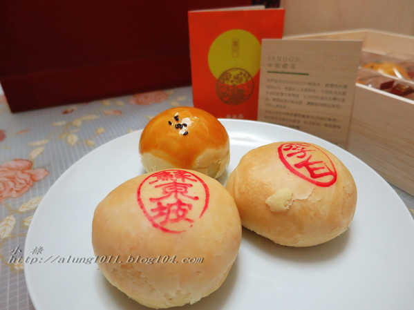 古月照今時，把餅問明月 ~     ..舊振南