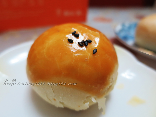 古月照今時，把餅問明月 ~     ..舊振南