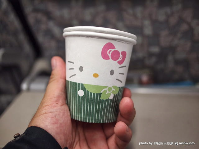  【景點】【心情】A好康必讀?長榮航空(Eva Air)無嘴貓彩繪機(Hello Kitty Jet)教戰守則?!