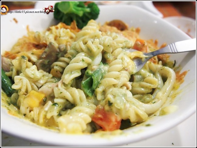 1405849052-3828054231 1405849052-3828054231