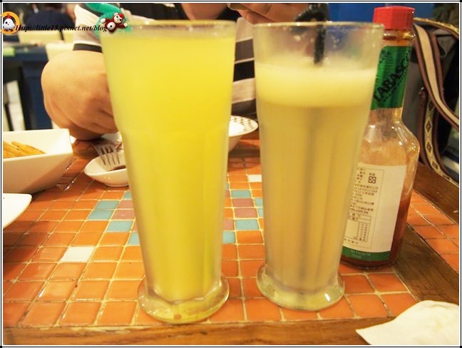 1405849045-1273283449 1405849045-1273283449