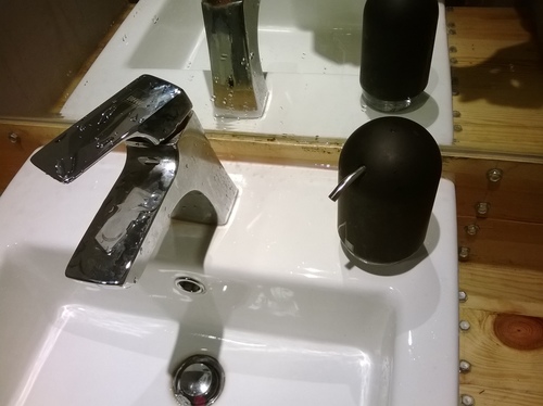 方屋(Found House)：廢棄工廠翻新!熱食CP>輕食的餐廳~方屋