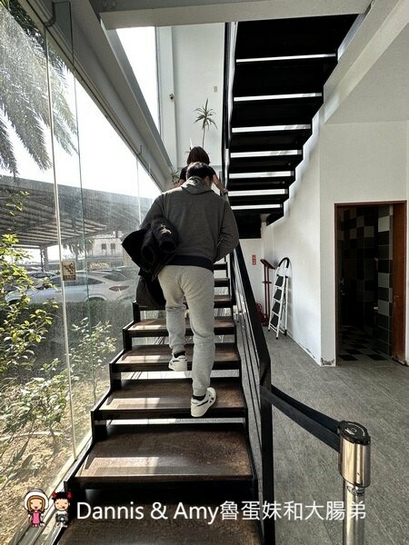 竹北景觀咖啡廳 | 喜木咖啡 坐落田野間的挑高白色玻璃屋 - Dannis Amy魯蛋妹大腸弟︱美食旅遊生活