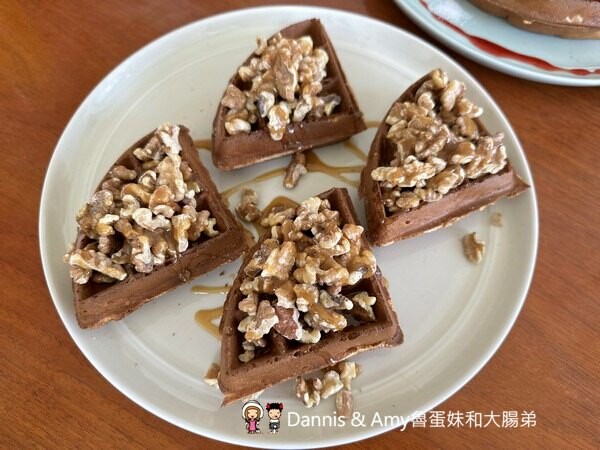 竹北景觀咖啡廳 | 喜木咖啡 坐落田野間的挑高白色玻璃屋 - Dannis Amy魯蛋妹大腸弟︱美食旅遊生活