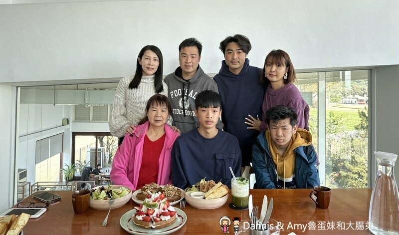 竹北景觀咖啡廳 | 喜木咖啡 坐落田野間的挑高白色玻璃屋 - Dannis Amy魯蛋妹大腸弟︱美食旅遊生活