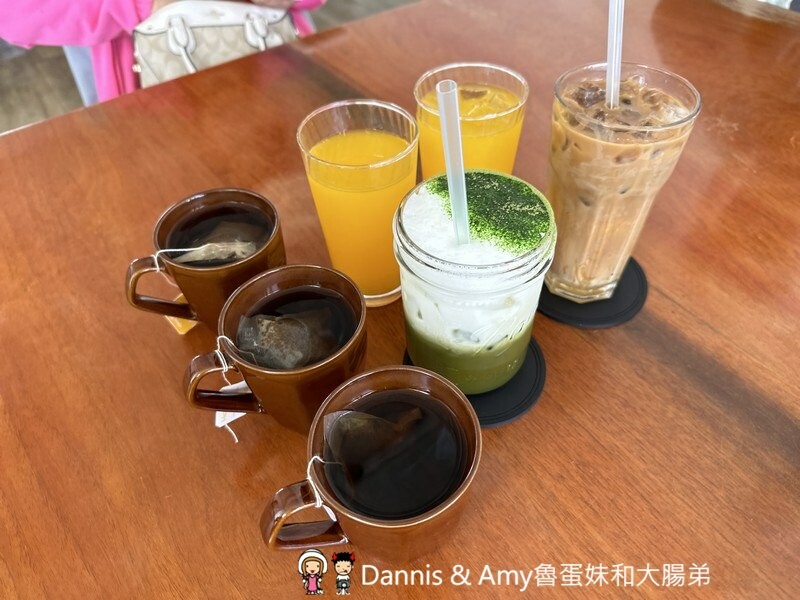 竹北景觀咖啡廳 | 喜木咖啡 坐落田野間的挑高白色玻璃屋 - Dannis Amy魯蛋妹大腸弟︱美食旅遊生活