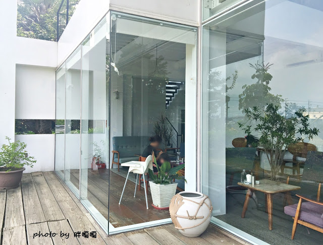 【新竹 竹北】喜木咖啡☕隱身在巷仔內、田野間的特色咖啡廳，環境舒服，餐點也令人留下深刻好印象，用餐有限時哦~