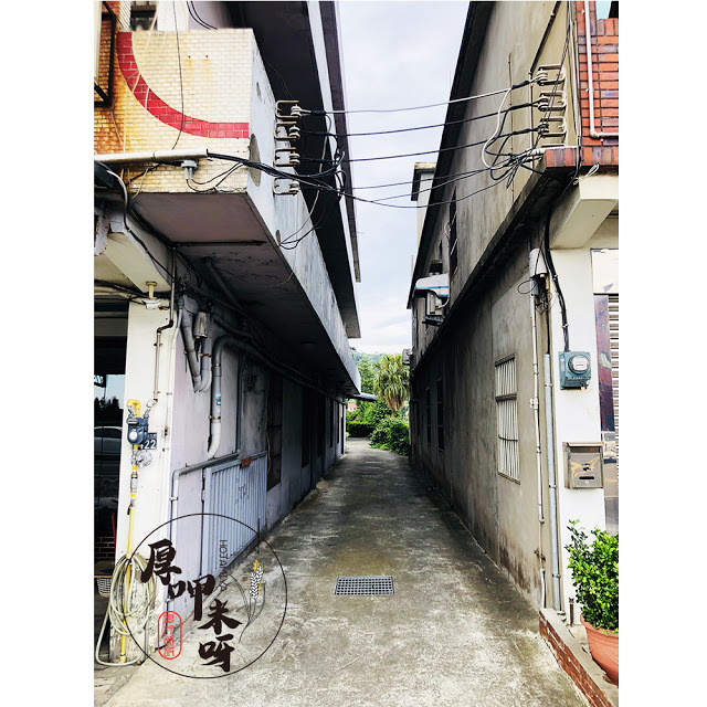 【厚呷米呀│新竹竹北】喜木咖啡 初訪 ㊣巷弄小店/㊣田中央玻璃屋/㊣特色司康好食/三五好友聊天放鬆必約/一不小心就錯過的好店㊣隱藏版咖啡下午茶 (無插座)