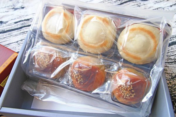 【中秋節月餅禮盒開箱文!】8家不同品牌老字號糕餅店評比!佳德糕餅、長興餅店、雪花齋、王師父餅舖、宝泉百年餅舖、台北犁記、月十二曲、君城本家,哪一家最推薦、最好吃!