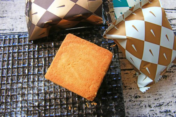 【中秋節月餅禮盒開箱文!】8家不同品牌老字號糕餅店評比!佳德糕餅、長興餅店、雪花齋、王師父餅舖、宝泉百年餅舖、台北犁記、月十二曲、君城本家,哪一家最推薦、最好吃!