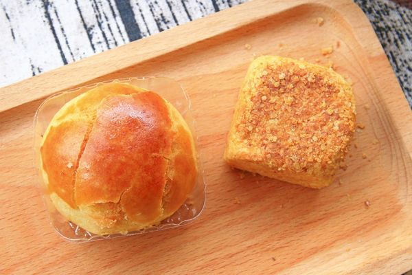 【中秋節月餅禮盒開箱文!】8家不同品牌老字號糕餅店評比!佳德糕餅、長興餅店、雪花齋、王師父餅舖、宝泉百年餅舖、台北犁記、月十二曲、君城本家,哪一家最推薦、最好吃!