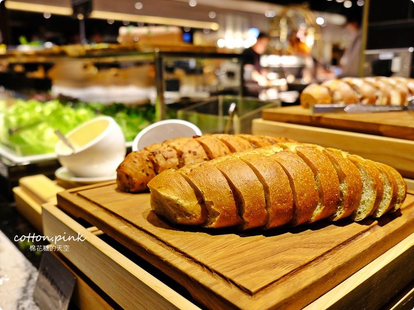 漢來海港吃到飽自助餐廳台中店重新開幕！最新菜色搶先看！人氣超夯想吃記得先訂位～