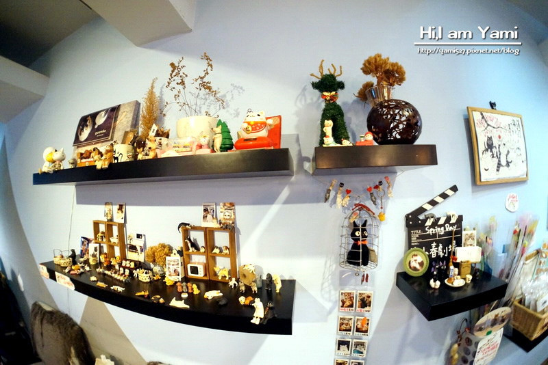 小春日和動物雜貨‧珈琲寵物餐廳 ► 台北 松山區 ◄民生社區必吃貓咪咖啡廳 x 複合式寵物剪毛餐廳有(WIFI/限時兩小時沒客滿不趕人)