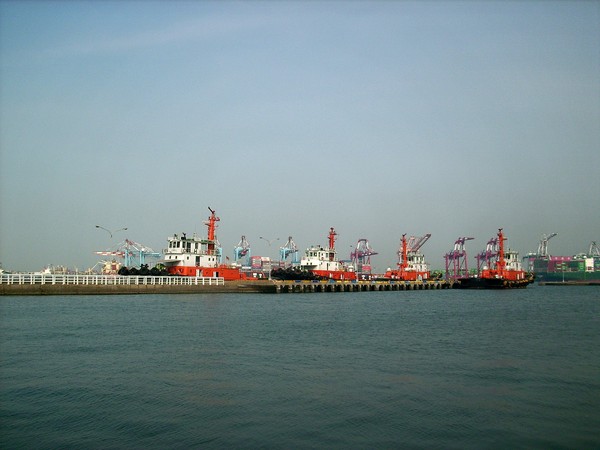 紅毛港文化園區：文化公車遊趣(十二) ~大船入港..  紅毛港篇