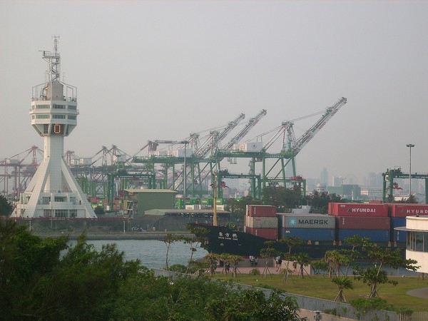 紅毛港文化園區：文化公車遊趣(十二) ~大船入港..  紅毛港篇