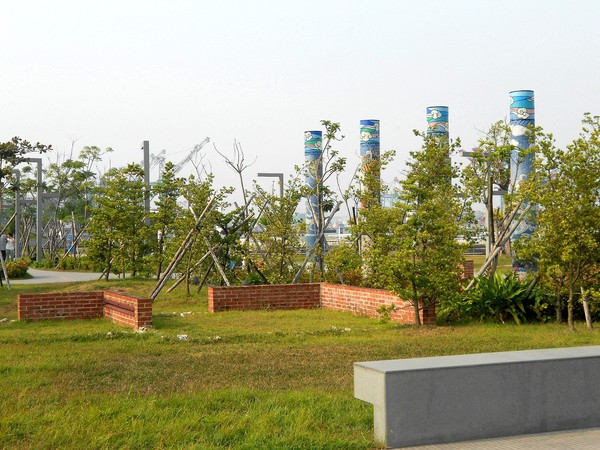 紅毛港文化園區：文化公車遊趣(十二) ~大船入港..  紅毛港篇