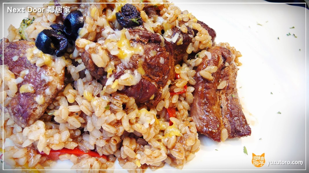 【試吃】Next Door 鄰居家:多汁手打漢堡肉加融化起司薯條,超犯規組合!