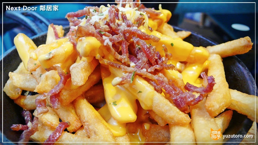 【試吃】Next Door 鄰居家:多汁手打漢堡肉加融化起司薯條,超犯規組合!