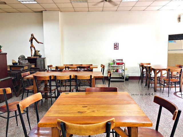 【南投 集集】八張小吃牛肉麵🍜集集超人氣美食，位在民宅之中，牛肉麵、水餃，饕客必點，好滋味飄香千里~