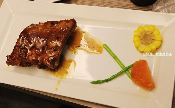 IMG_3832.jpg IMG_3832.jpg