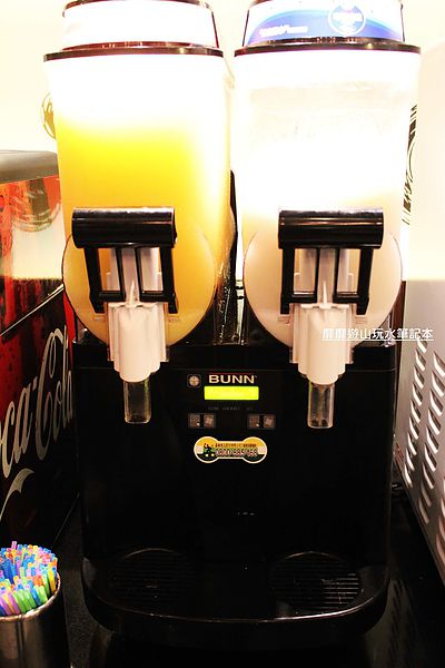 IMG_3827.jpg IMG_3827.jpg