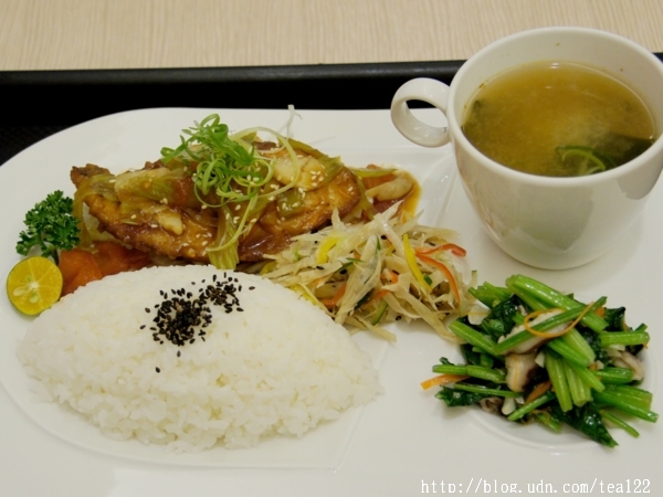 用平價吃國宴主廚的料理,太幸福啦!--台中況味慶