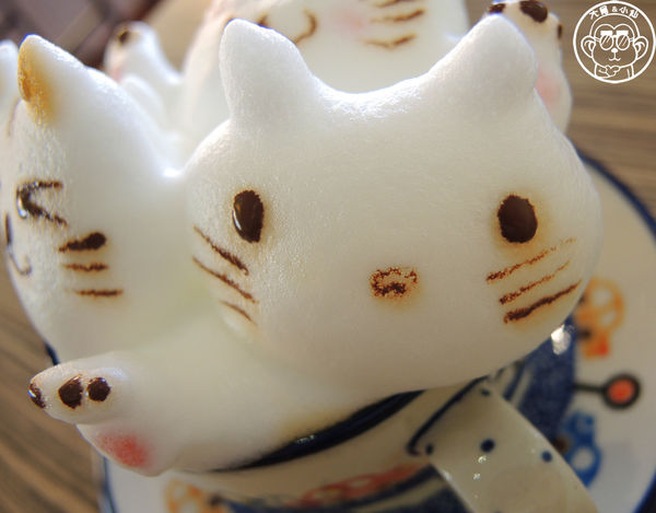 my cofi：Jul 15 Sat 2017 呷飽祙【高雄･My cofi】客製化立體拉花好囂張