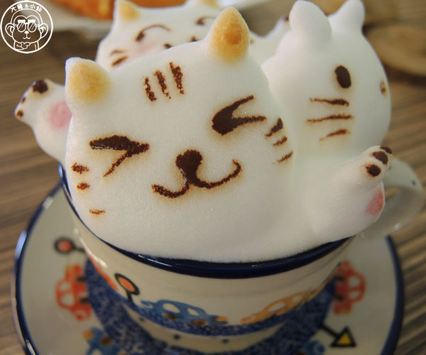 my cofi：Jul 15 Sat 2017 呷飽祙【高雄･My cofi】客製化立體拉花好囂張