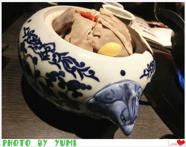 這一鍋皇室祕藏鍋物(朝富殿):【台中食記】七期特區美食!85度C集團也開火鍋店啦@這一鍋皇室秘藏鍋物(朝富殿) 這一鍋皇室祕藏鍋物(朝富殿):【台中食記】七期特區美食!85度C集團也開火鍋店啦@這一鍋皇室秘藏鍋物(朝富殿)