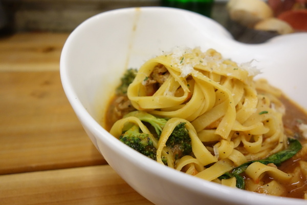 Dundas St.登打士街麵包美式主題餐廳(台北店)：登打士街+麵包吃到飽+美式主題餐廳+善導寺捷運站+平價餐點+主廚濃湯+雞肉麵+義大利麵