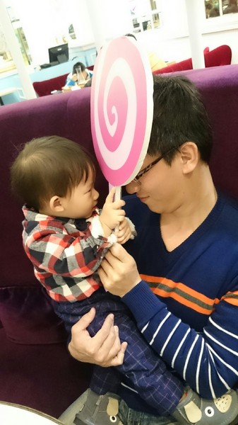 Perfume Dance 跳舞香水(夢時代店)：高雄夢時代~跳舞香水X彩虹小馬聯名主題餐廳~期間限定呦~