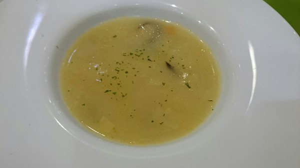 Perfume Dance 跳舞香水(夢時代店)：高雄夢時代~跳舞香水X彩虹小馬聯名主題餐廳~期間限定呦~