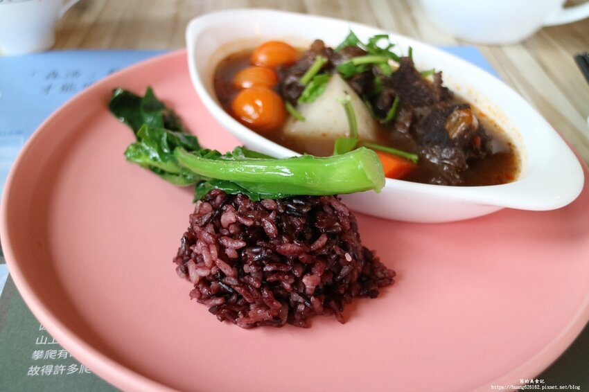 【新北石碇區】石碇美食『LOFT17 森活休閒園區』#無菜單料理 #下午茶