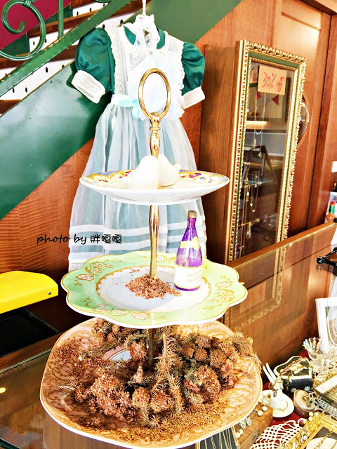 【台中 西區】軟鐵英式早餐soft metal※美到不像話的店，充滿裝置藝術與雜貨※