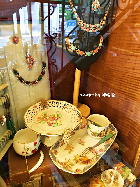 【台中 西區】軟鐵英式早餐soft metal※美到不像話的店，充滿裝置藝術與雜貨※