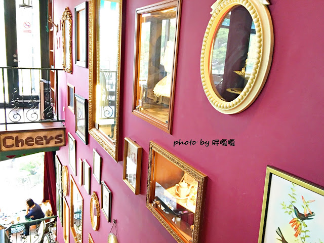 【台中 西區】軟鐵英式早餐soft metal※美到不像話的店，充滿裝置藝術與雜貨※