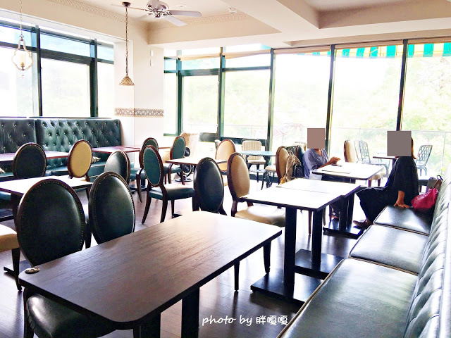 【台中 西區】軟鐵英式早餐soft metal※美到不像話的店，充滿裝置藝術與雜貨※