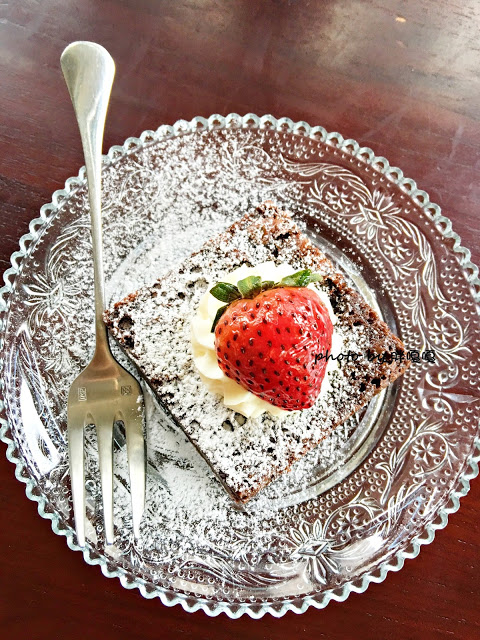 【台中 西區】軟鐵英式早餐soft metal※美到不像話的店，充滿裝置藝術與雜貨※