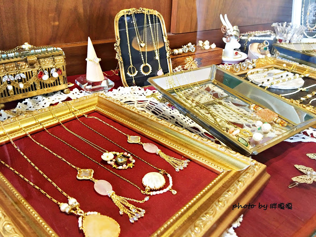 【台中 西區】軟鐵英式早餐soft metal※美到不像話的店，充滿裝置藝術與雜貨※