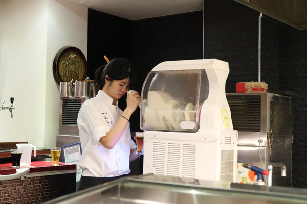一鷺炭火燒鳥工房：【台北美食】一鷺炭火燒鳥工房(松江)@捷運行天宮站