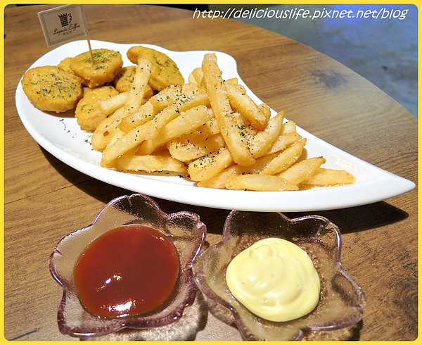 現炸薯條&黃金雞塊 現炸薯條&黃金雞塊