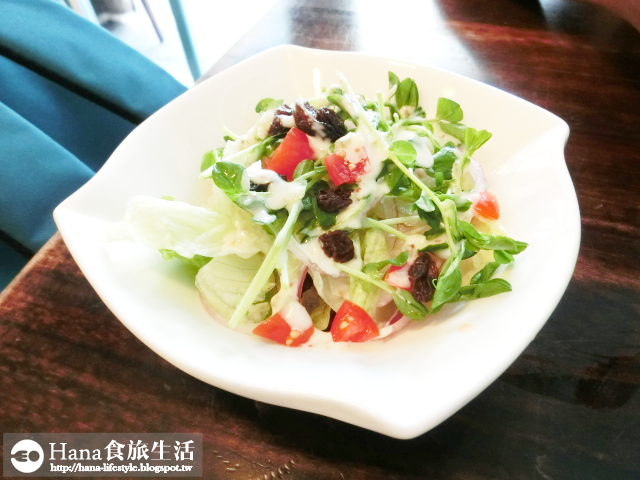 【台北市中山區】麻犇堂囍糖本舖 | 復古英式裝潢 港式正統公仔麵 鹹甜奶油香的冰火菠蘿油 免收服務費