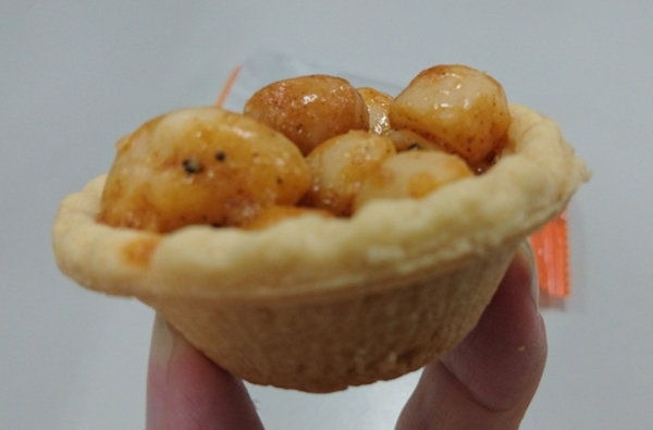 名坂奇：美食團購~名坂奇 洋菓子的店~綜合夏威夷豆塔~幸福的好滋味~