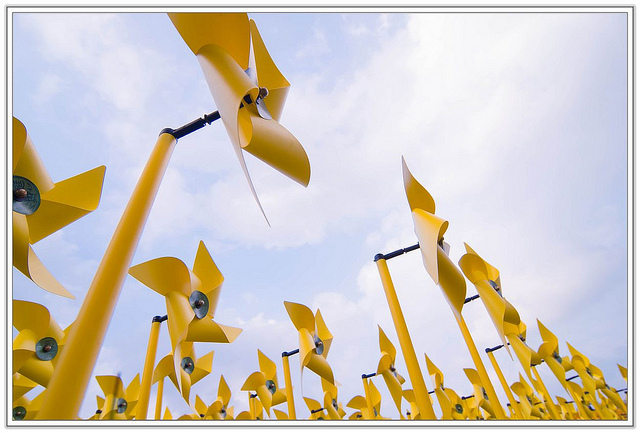 ╠基隆旅游╣基隆黄色小鸭 十万支风车全台最大的环保小鸭-拥恒文创