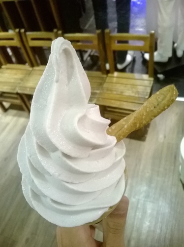 濃縮鮮乳的霜淇淋、創意激發新口味----白鬍子牛奶霜淇淋