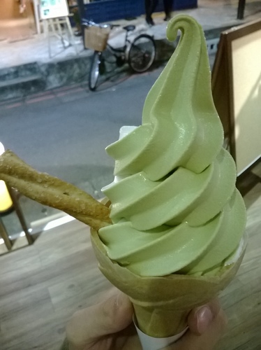 濃縮鮮乳的霜淇淋、創意激發新口味----白鬍子牛奶霜淇淋